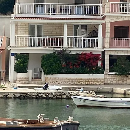 Grscica 1 * Blato (Korcula)